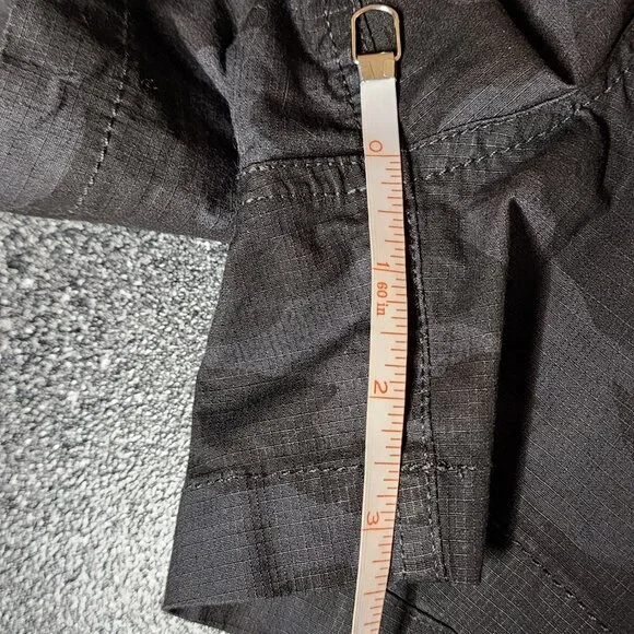 Vuori Women's Small Rise and Shine Charcoal Camo Gray Shorts with Pull String - Picture 7 of 8